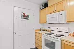 14600 SW Magpie Ln, Beaverton, OR 97007 - Photo 15