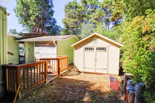 1600 Rhododendron Dr, Florence, OR 97439 - Photo 27