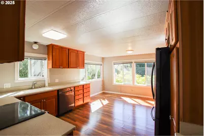 1600 Rhododendron Dr #279, Florence, OR 97439 - Photo 13