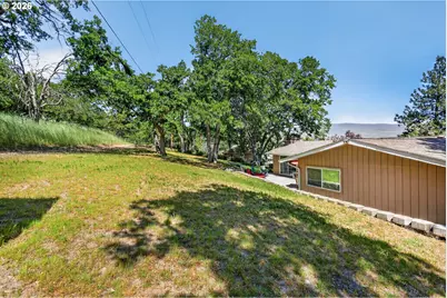 3226 W 12th St, The Dalles, OR 97058 - Photo 37