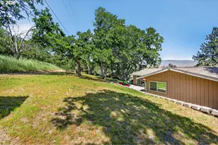 3226 W 12th St, The Dalles, OR 97058 - Photo 37