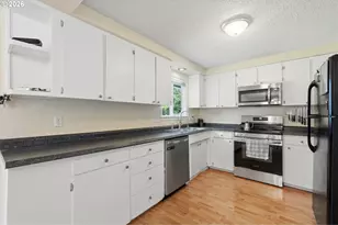 405 SW Elmwood Ave, McMinnville, OR 97128 - Photo 7