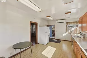 1489 Union Ave, North Bend, OR 97459 - Photo 23