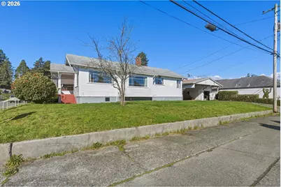 1489 Union Ave, North Bend, OR 97459 - Photo 3