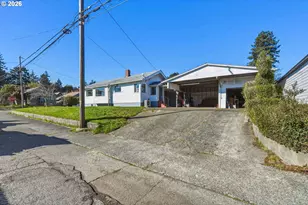 1489 Union Ave, North Bend, OR 97459 - Photo 35