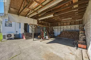 1489 Union Ave, North Bend, OR 97459 - Photo 33