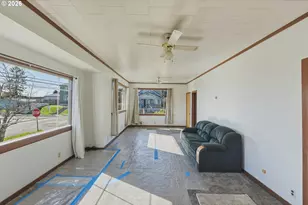 1489 Union Ave, North Bend, OR 97459 - Photo 9