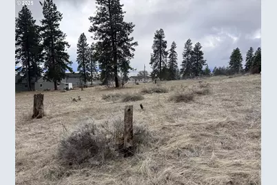 Deerwood Cir #L-8, Chiloquin, OR 97624 - Photo 13