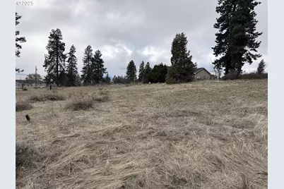 Deerwood Cir #L-8, Chiloquin, OR 97624 - Photo 3