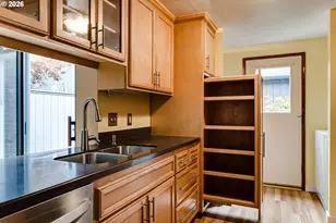 127 Westbrook Way, Eugene, OR 97405 - Photo 11