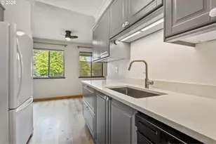 3403 NE 162nd Ave, Portland, OR 97230 - Photo 5