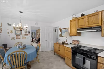 2277 Cougar Creek Rd, Oakland, OR 97462 - Photo 9