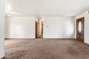 12339 NE Multnomah St, Portland, OR 97230 - Photo 9