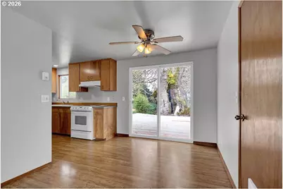 3256 Marvin Dr, Eugene, OR 97404 - Photo 11