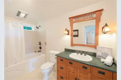 36305 Bartoldus Loop, Astoria, OR 97103 - Photo 11
