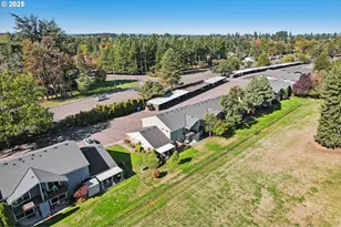 1302 NE Hogan Dr, Gresham, OR 97030 - Photo 39