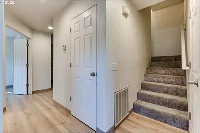 3685 Westleigh St, Eugene, OR 97405 - Photo 7