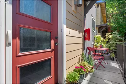 4319 SE Division St #B, Portland, OR 97206 - Photo 3