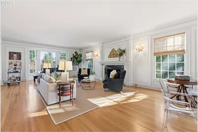 2393 S Military Rd, Portland, OR 97219 - Photo 7