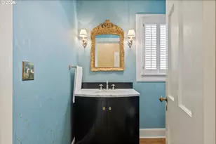 2393 S Military Rd, Portland, OR 97219 - Photo 19