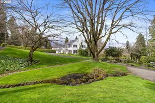 2393 S Military Rd, Portland, OR 97219 - Photo 43