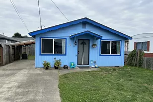 938 N 8th St, Reedsport, OR 97467 - Photo 3