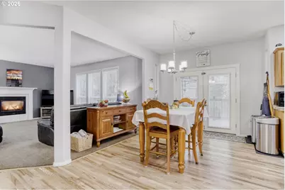 14737 SW Fern St, Portland, OR 97223 - Photo 9