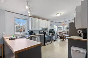 131 S Palisades St, Rockaway Beach, OR 97136 - Photo 11