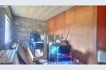 33043 Nesika Rd, Gold Beach, OR 97444 - Photo 9