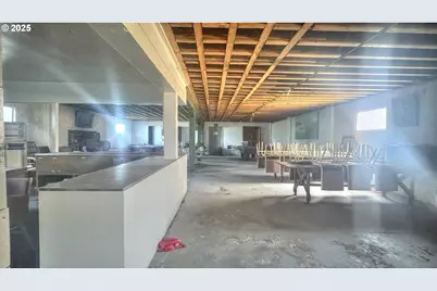 33043 Nesika Rd, Gold Beach, OR 97444 - Photo 15