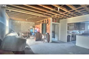 33043 Nesika Rd, Gold Beach, OR 97444 - Photo 21