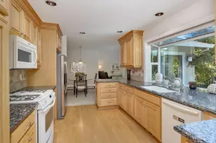 8865 SW Scheckla Dr, Tigard, OR 97224 - Photo 17