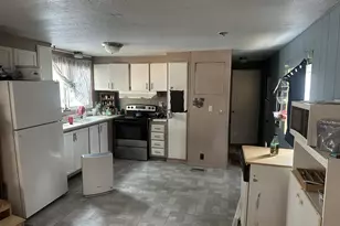 47775 Berry St, Oakridge, OR 97463 - Photo 5