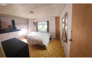 47775 Berry St, Oakridge, OR 97463 - Photo 9