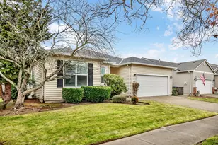 1493 Adelman Loop, Eugene, OR 97402 - Photo 3