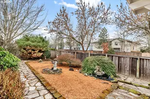 1493 Adelman Loop, Eugene, OR 97402 - Photo 33