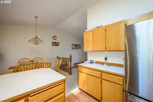 1400 NE 19th St, McMinnville, OR 97128 - Photo 13