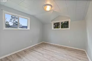 5825 Roma Ave, Cloverdale, OR 97112 - Photo 23