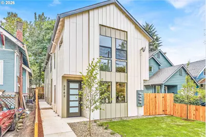 3944 SE Ivon St, Portland, OR 97202 - Photo 1