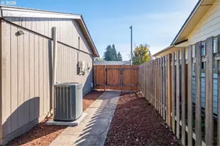 1487 NE Palace Dr, Salem, OR 97301 - Photo 39