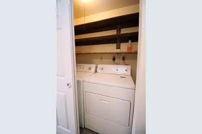 8924 SE Ellis St, Portland, OR 97266 - Photo 13