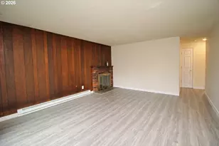 8924 SE Ellis St, Portland, OR 97266 - Photo 7