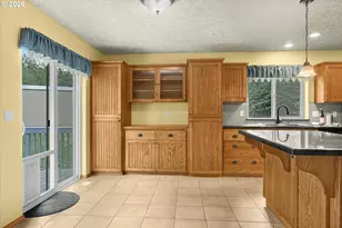 21804 SE Shade Tree Ln, Sandy, OR 97055 - Photo 11