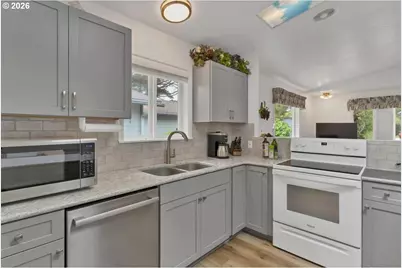 50 Pacific St, Depoe Bay, OR 97341 - Photo 31