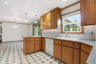 21033 SE Clay Ct, Gresham, OR 97030 - Photo 13