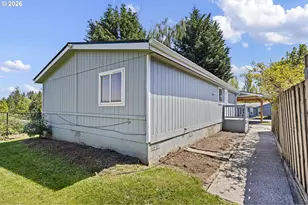 2600 NE 205th Ave, Fairview, OR 97024 - Photo 21