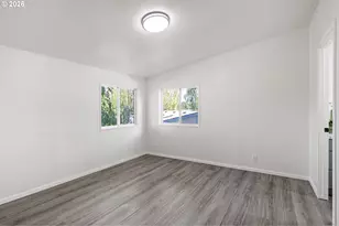 2600 NE 205th Ave, Fairview, OR 97024 - Photo 9