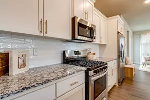 30937 NW Brooking St, North Plains, OR 97133 - Photo 11