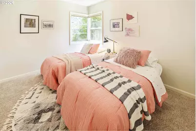 2530 SW Nevada Ct, Portland, OR 97219 - Photo 15