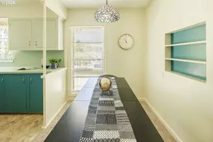 2530 SW Nevada Ct, Portland, OR 97219 - Photo 7